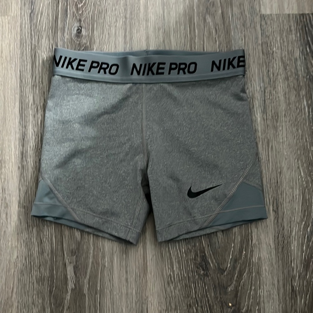 grey nike pros